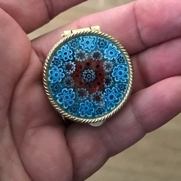 Italian Murano Glass Mini Trinket Box - Picture 6 of 6